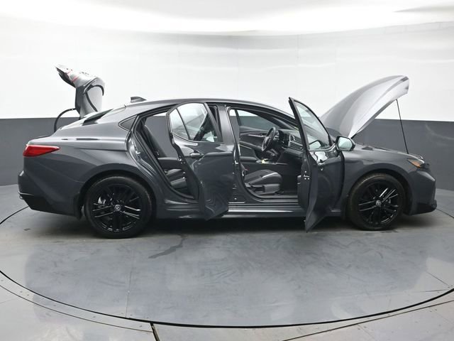 Used 2026 Toyota Camry SE AWD/4WD image 51
