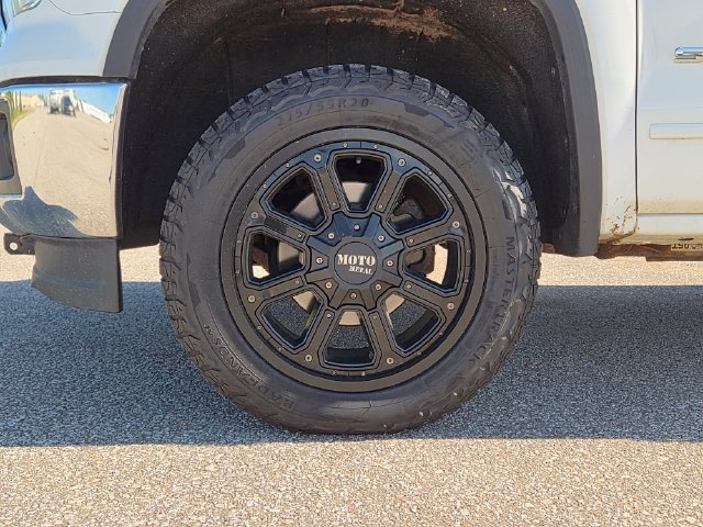 Used 2014 GMC Sierra 1500 SLE w/ SLE Value Package AWD/4WD image 10