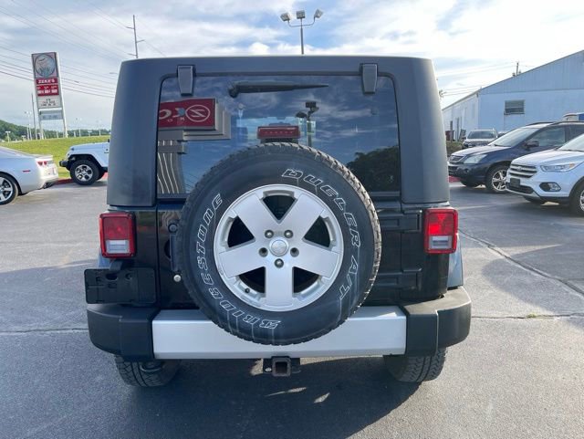 Used 2010 Jeep Wrangler Unlimited Sahara w/ Trailer Tow Group AWD/4WD image 7
