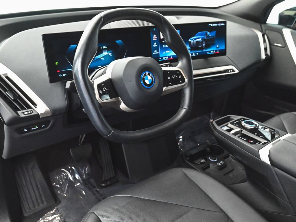 Used 2024 BMW iX xDrive50 w/ Convenience Package AWD/4WD image 15
