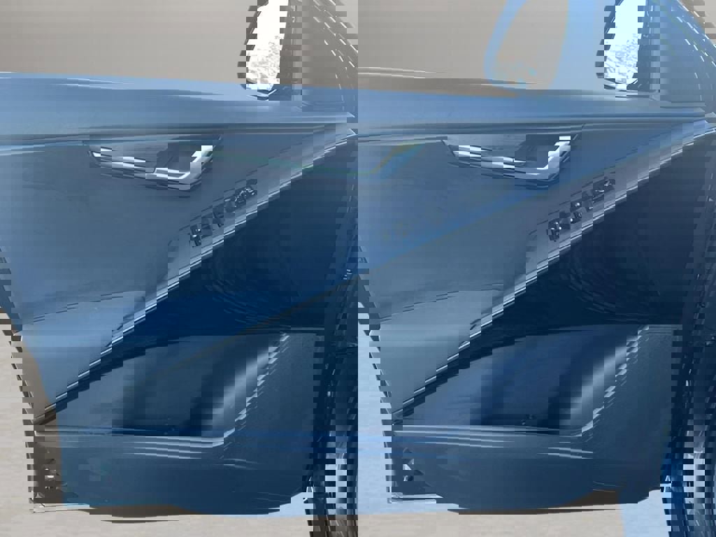 Used 2023 Kia Niro EX Touring image 24