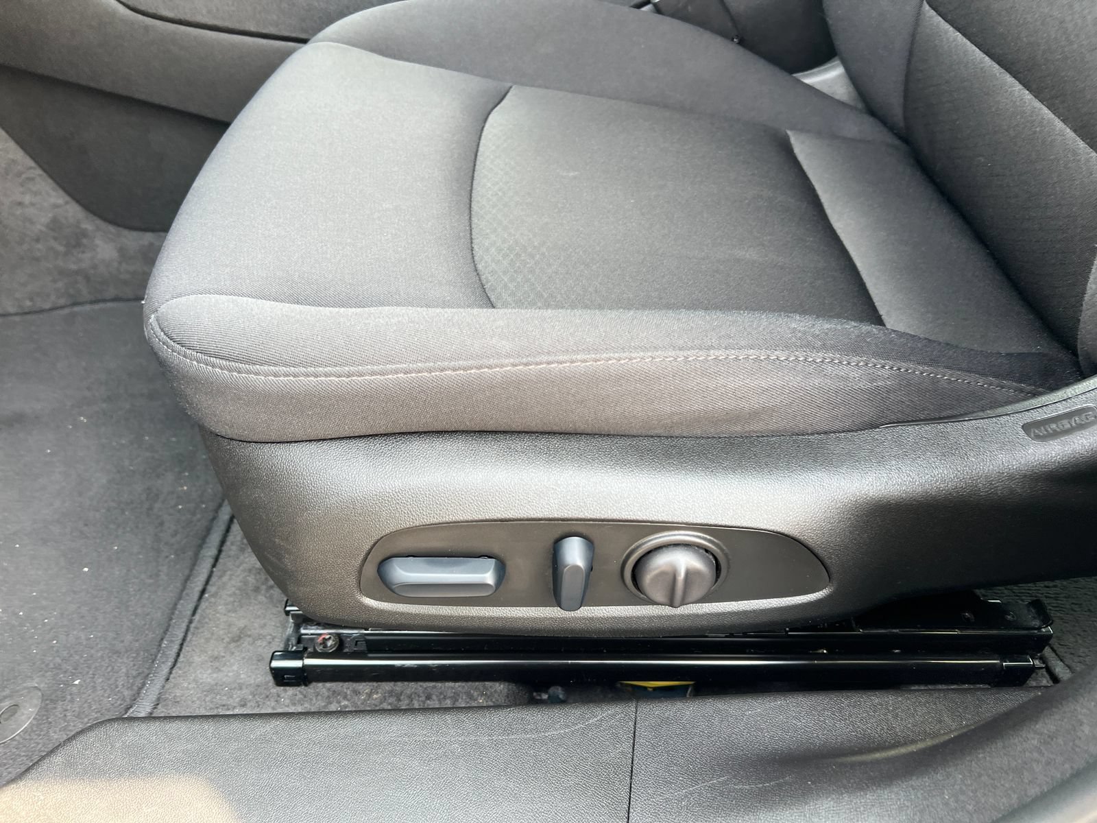 Used 2025 Chevrolet Malibu LT FWD image 9
