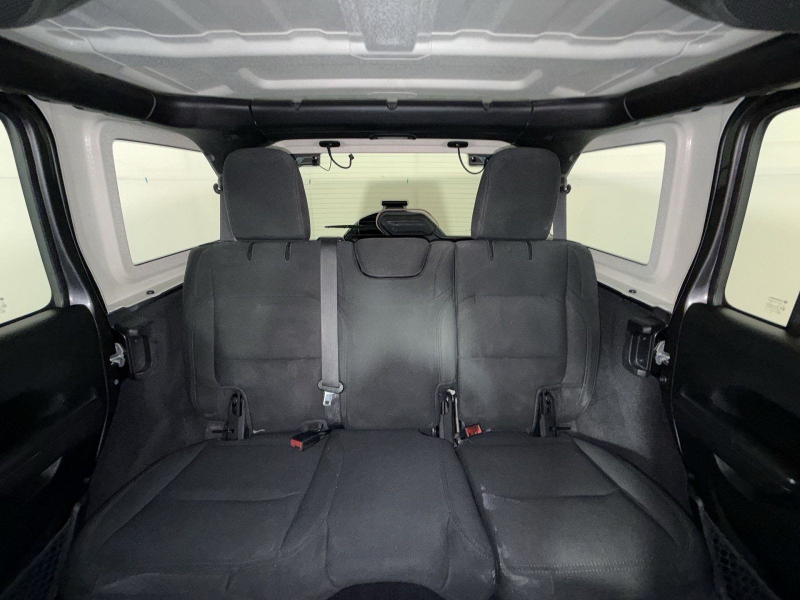 Used 2023 Jeep Wrangler Unlimited Sport AWD/4WD image 23