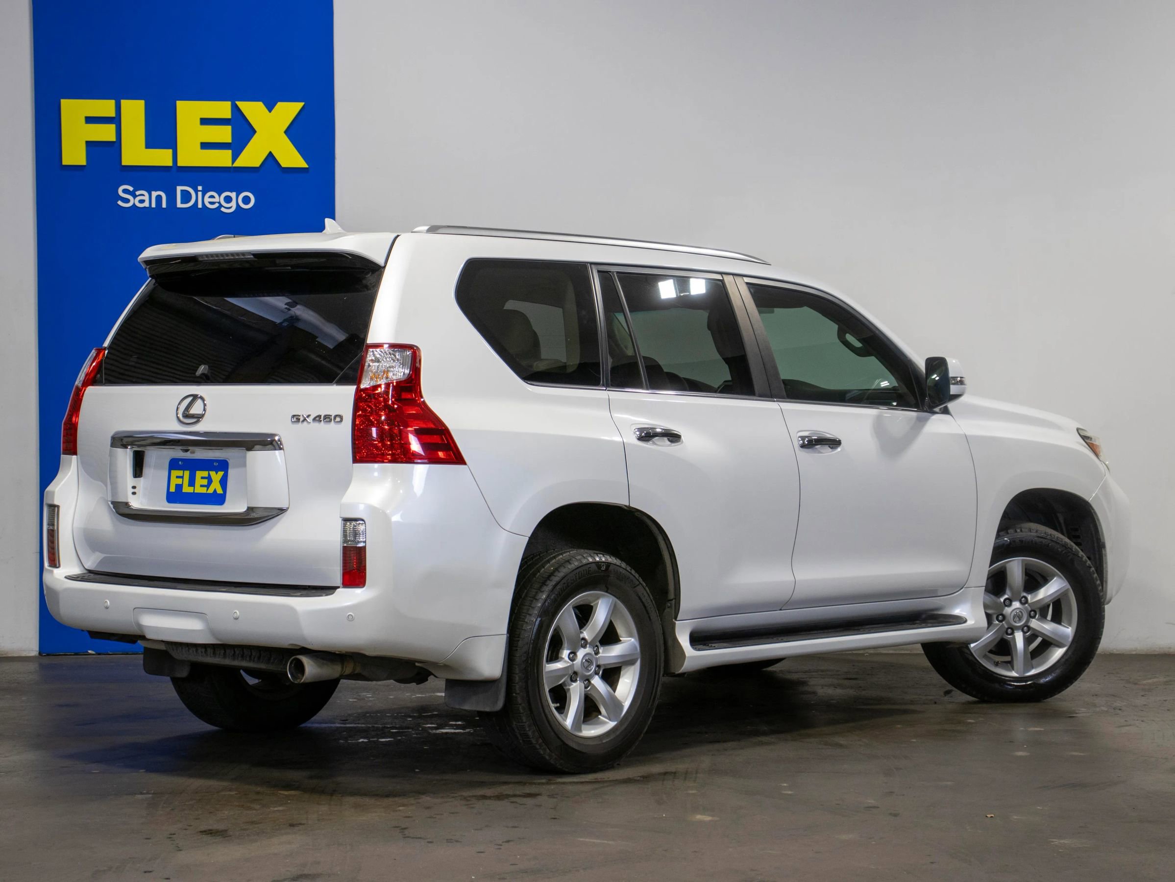 Used 2011 Lexus GX 460 image 5
