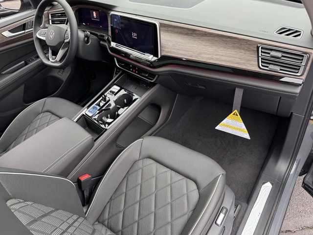 New 2026 Volkswagen Atlas SEL Premium R-Line image 11