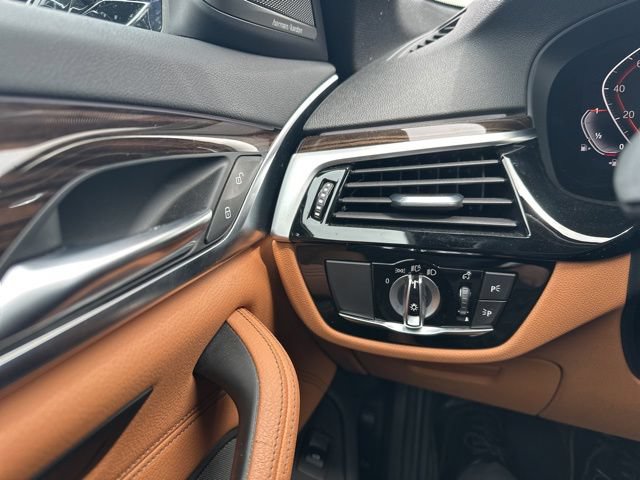 Used 2020 BMW 540i xDrive w/ Premium Package AWD/4WD image 26