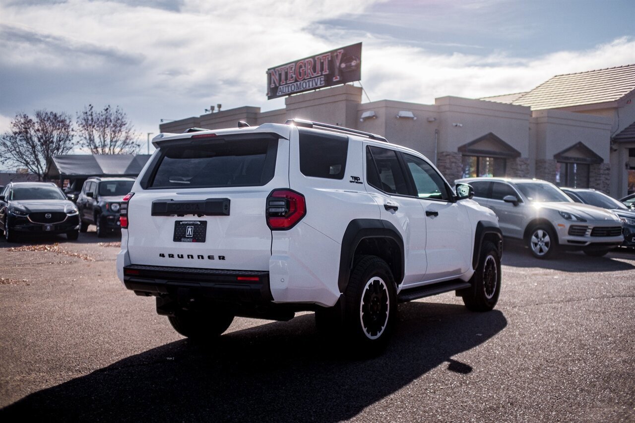 Used 2025 Toyota 4Runner TRD Off-Road Premium image 7