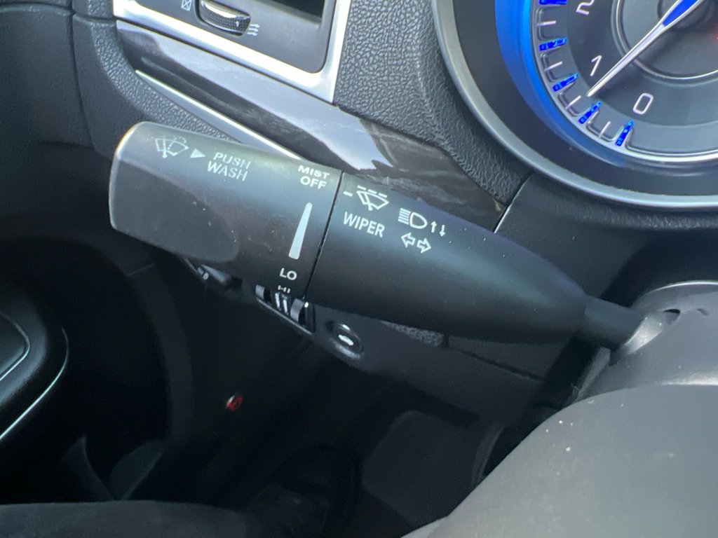 Used 2015 Chrysler 300 Limited w/ 300 Premium Group image 20