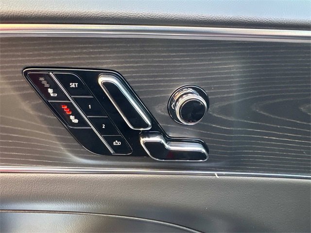 New 2025 Cadillac Lyriq Luxury image 27