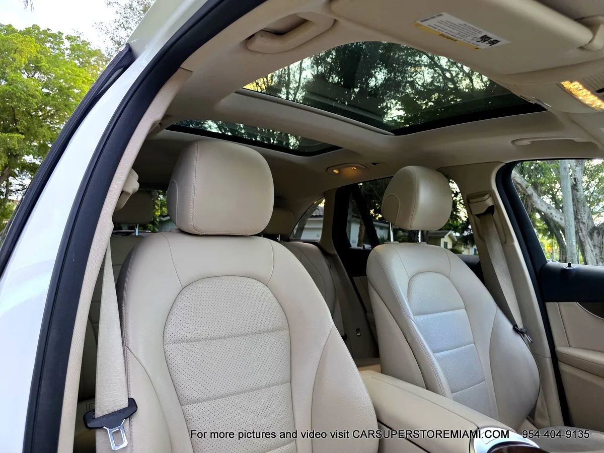 Used 2018 Mercedes-Benz GLC 300 w/ Premium Package image 5