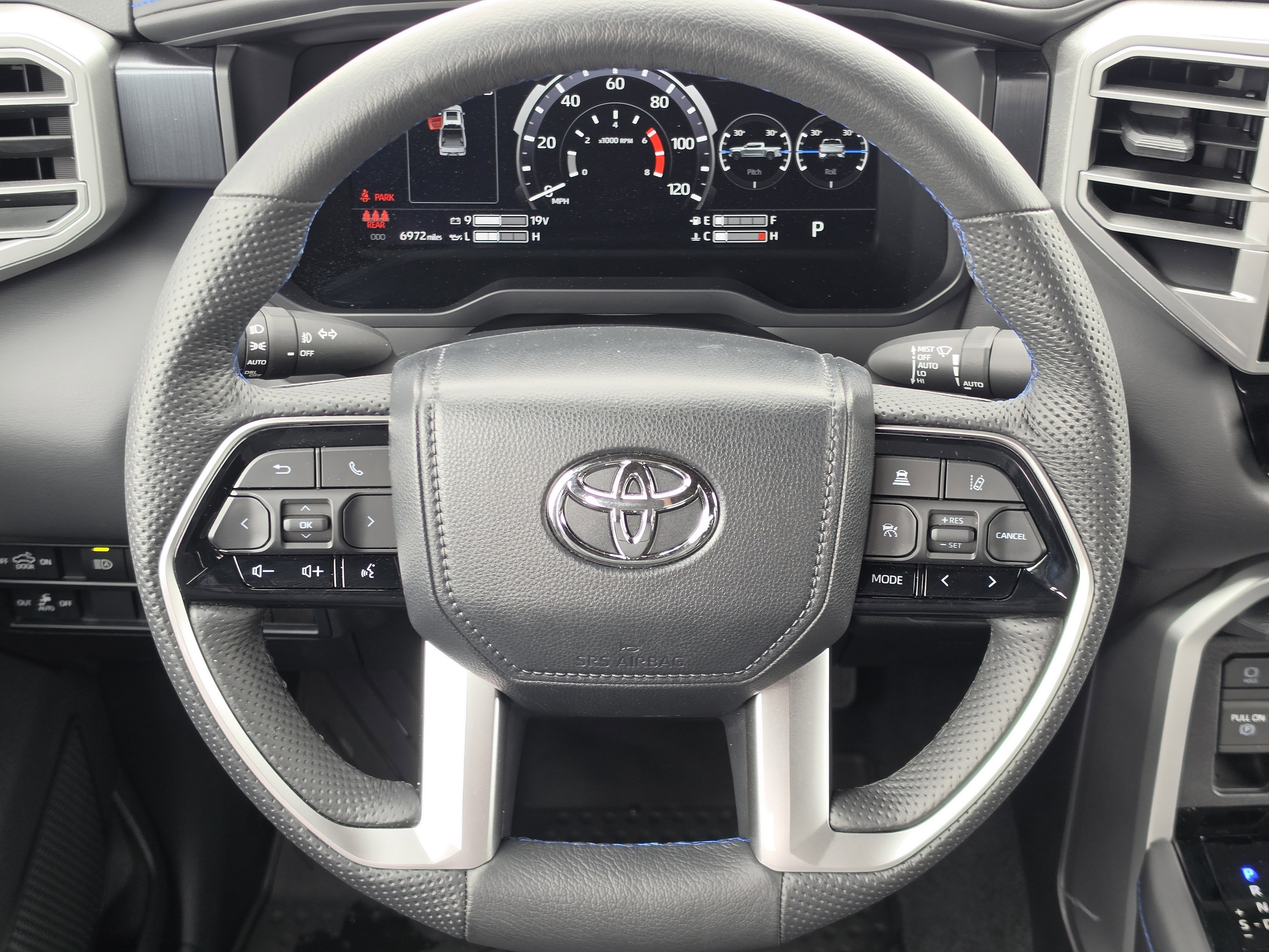 Used 2024 Toyota Tundra Platinum AWD/4WD image 16