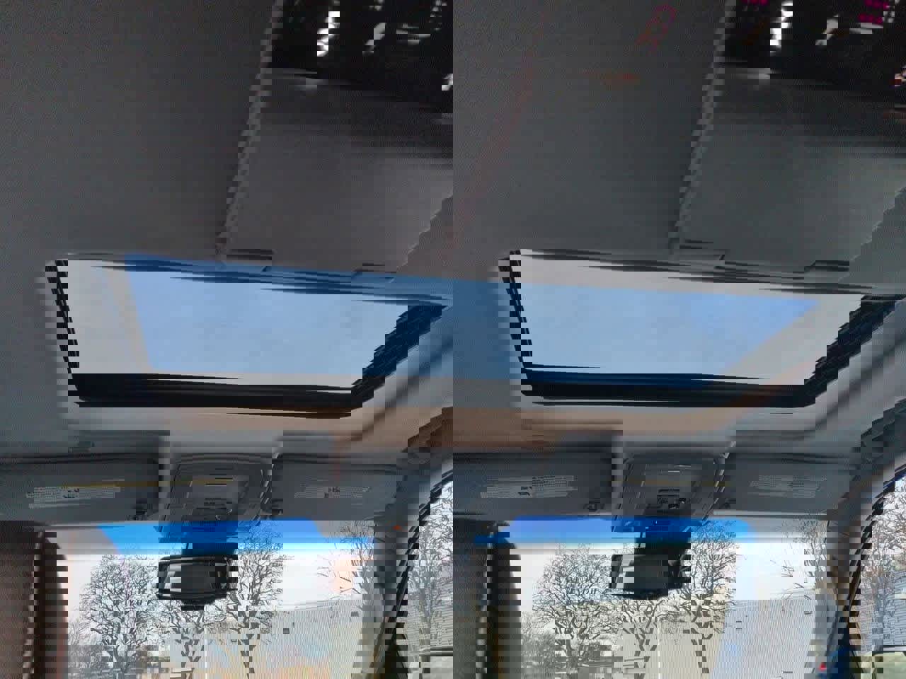 Used 2019 Chevrolet Suburban Premier image 23