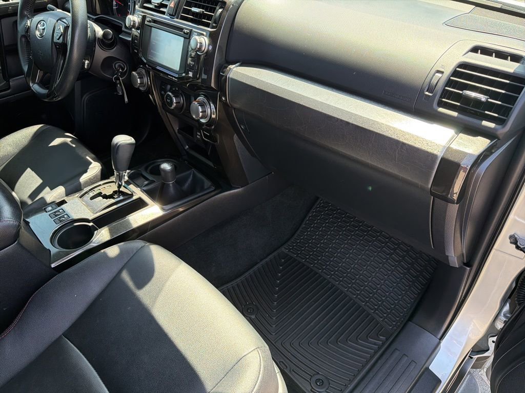 Used 2016 Toyota 4Runner Trail Premium image 28