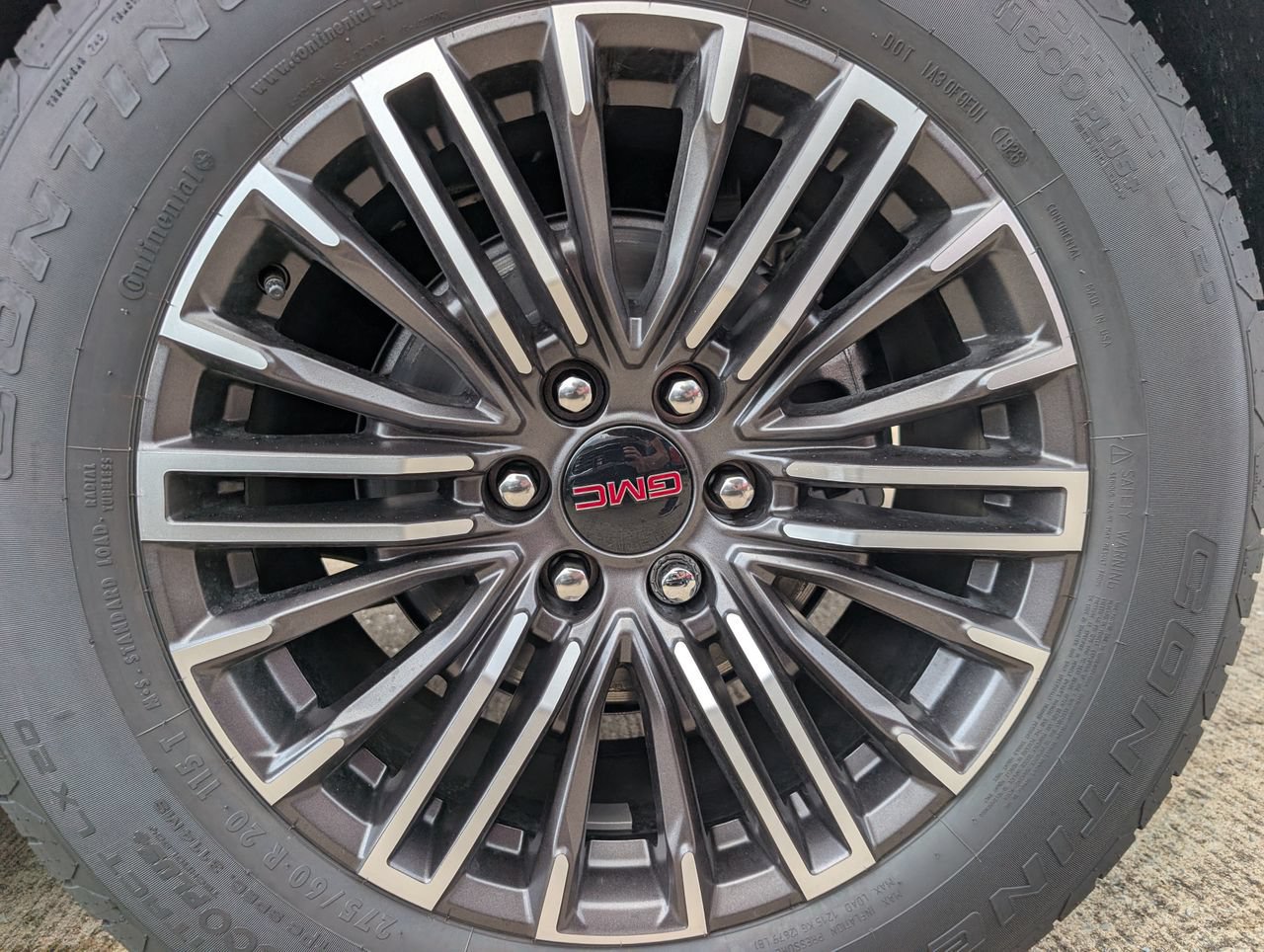 New 2026 GMC Yukon XL Elevation w/ Elevation Premium Package AWD/4WD image 6