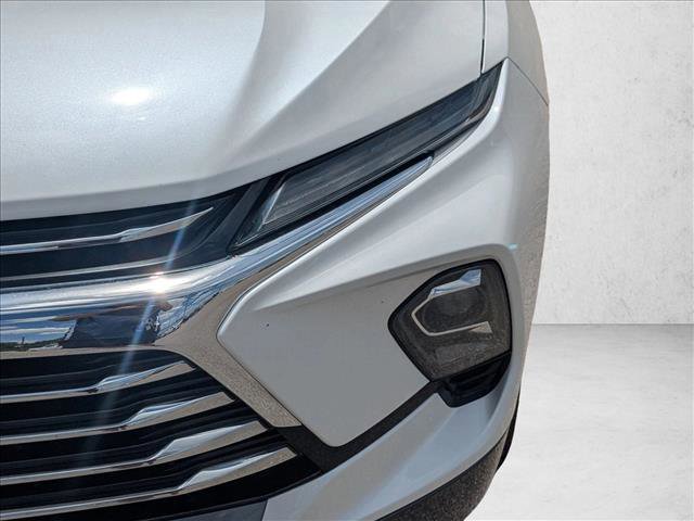 Used 2023 Chevrolet Blazer Premier FWD image 9