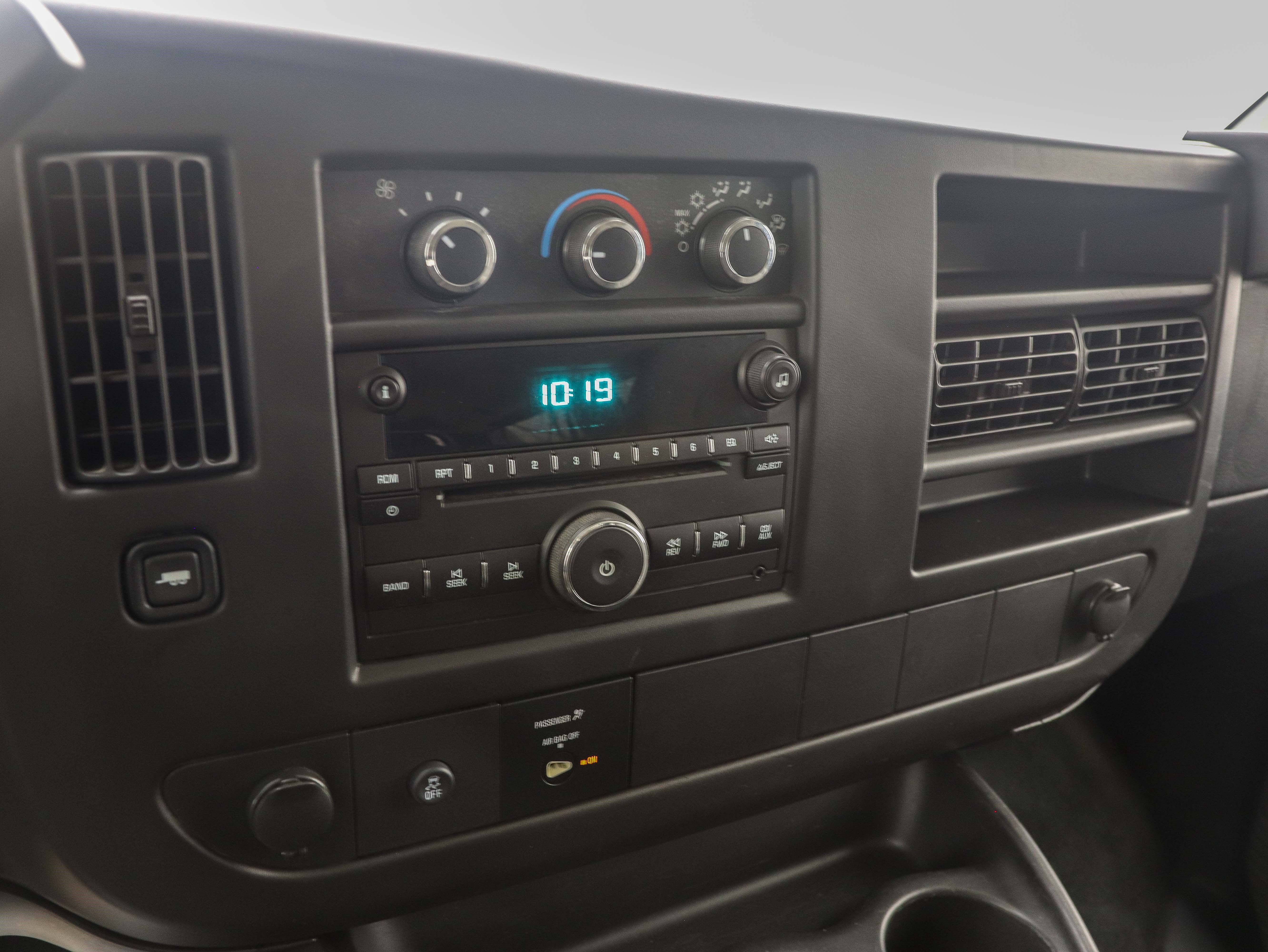 Used 2014 Chevrolet Express 3500 LT w/ LT Preferred Equipment Group RWD image 17