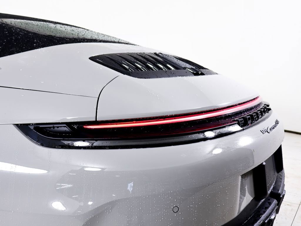 Used 2026 Porsche 911 Carrera GTS image 10
