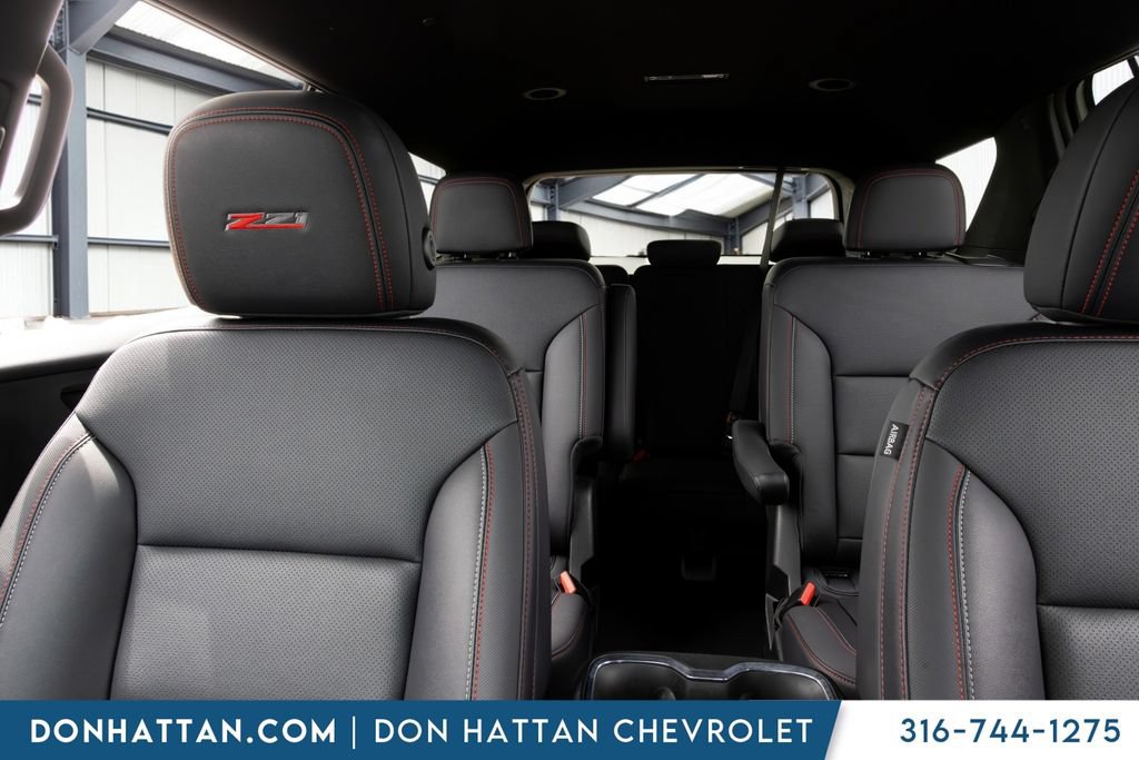 Used 2025 Chevrolet Traverse Z71 AWD/4WD image 18