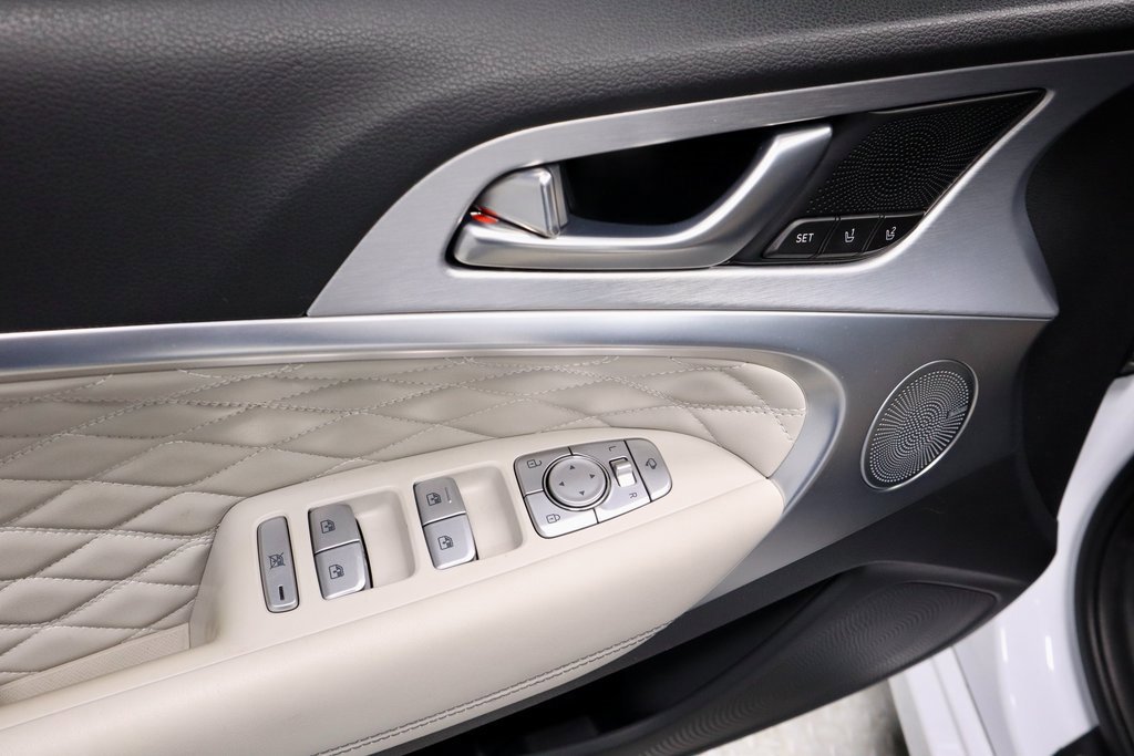 Used 2019 Genesis G70 2.0T Advanced w/ Dynamic Package image 24