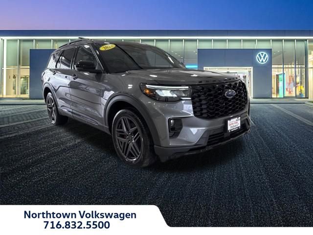 Used 2025 Ford Explorer ST-Line w/ Premium Package