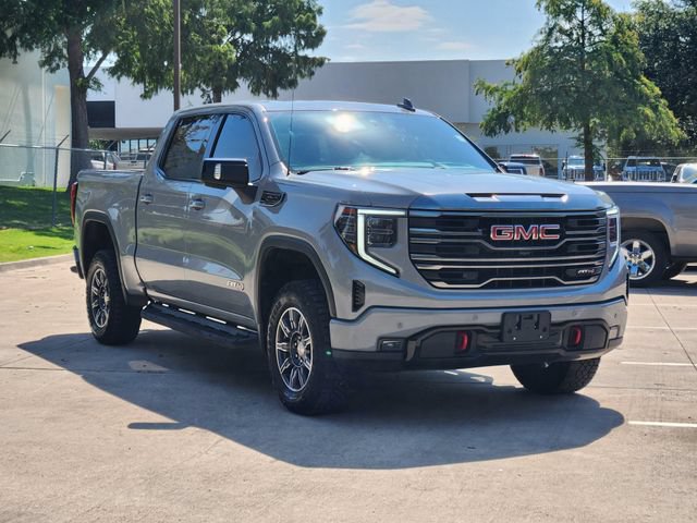 Used 2024 GMC Sierra 1500 AT4 w/ Technology Package AWD/4WD image 4