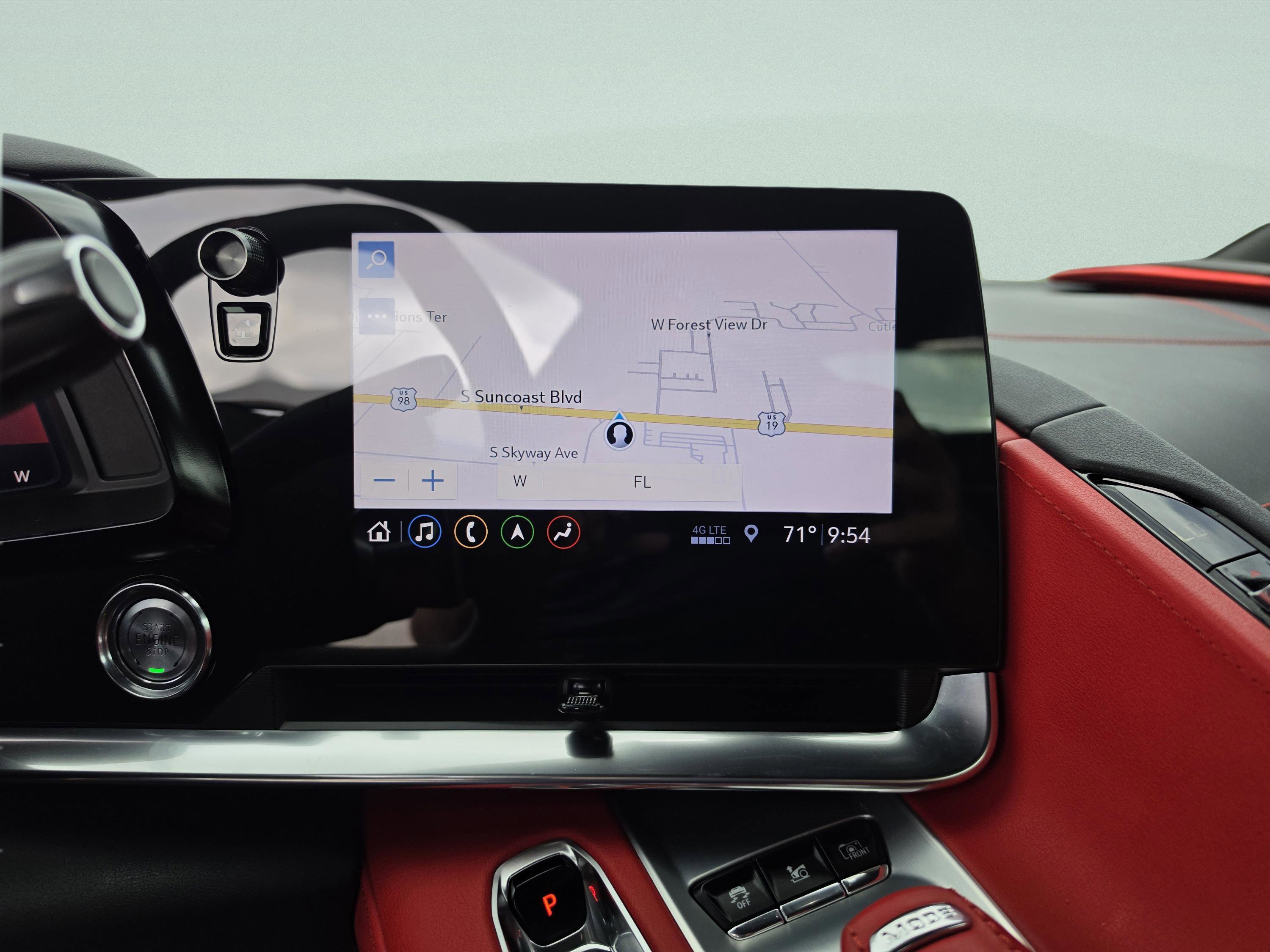 Used 2020 Chevrolet Corvette Stingray Preferred Cpe w/ 2LT Preferred Equipment Group RWD image 24