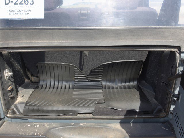 Used 2015 Jeep Wrangler Sport image 23