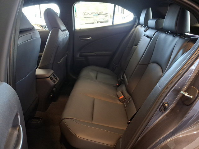 New 2026 Lexus UX 300h AWD image 5