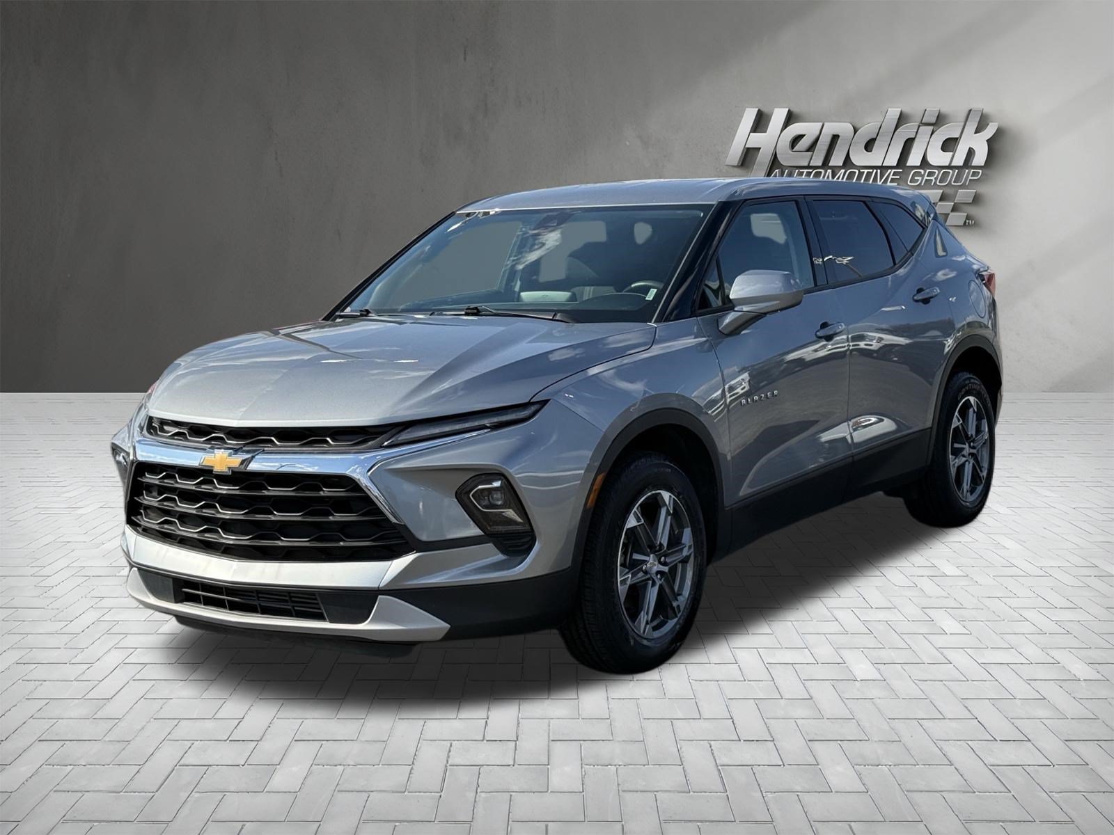 Used 2025 Chevrolet Blazer LT FWD image 5