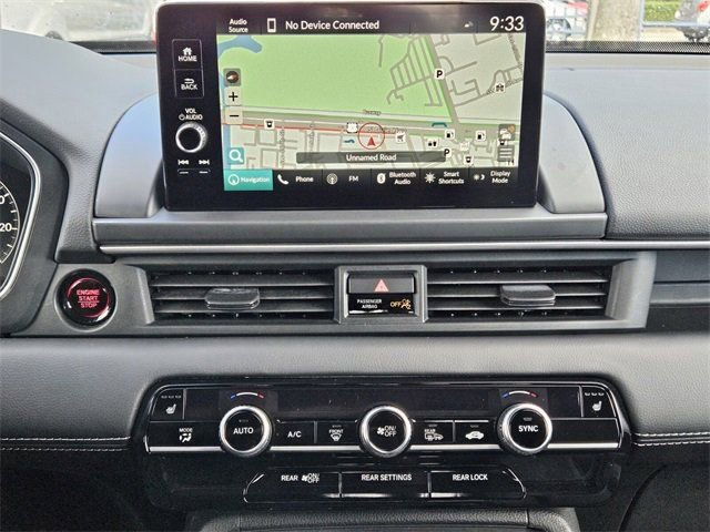 Used 2023 Honda Pilot Touring image 18