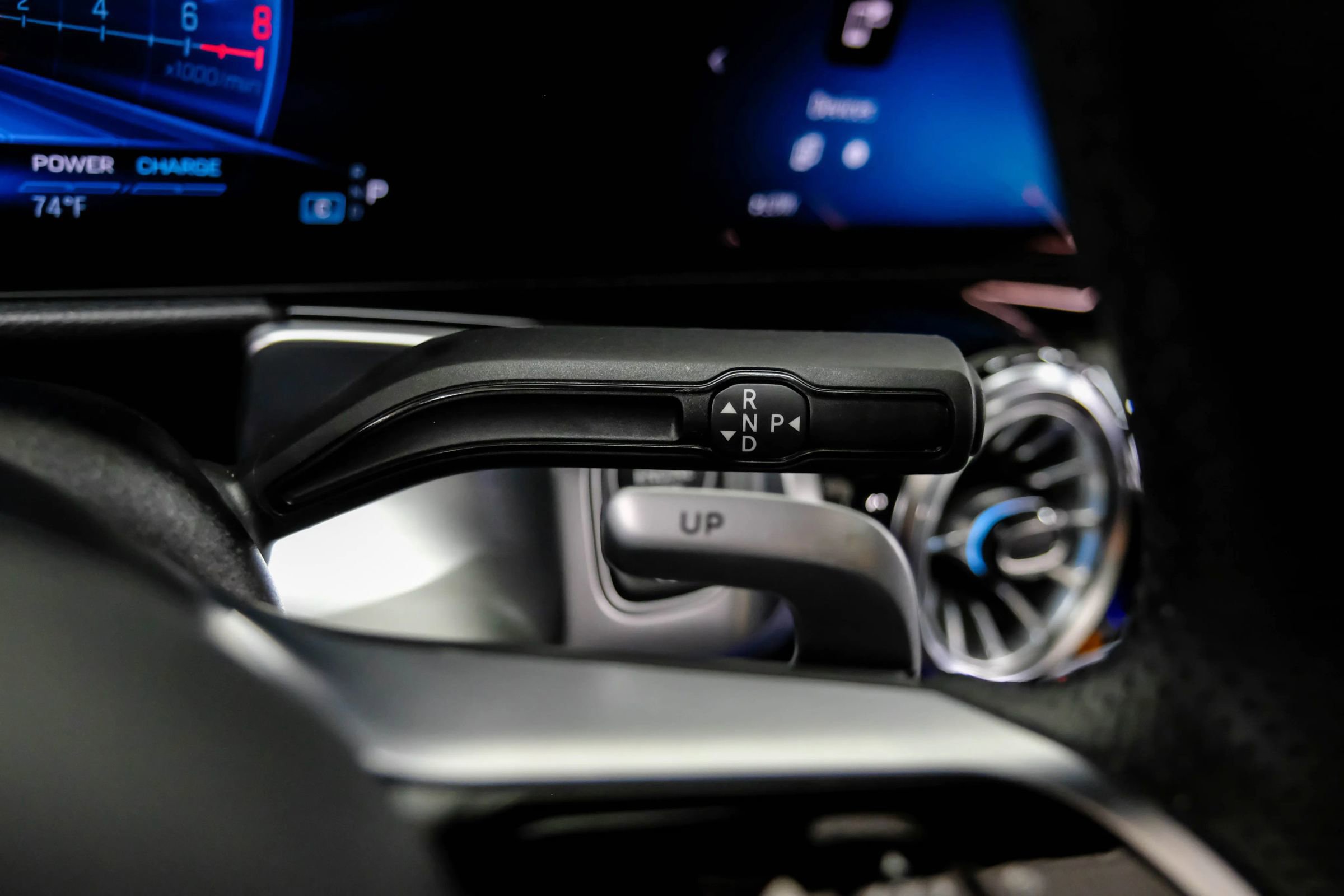 Used 2024 Mercedes-Benz GLB 35 AMG 4MATIC image 19