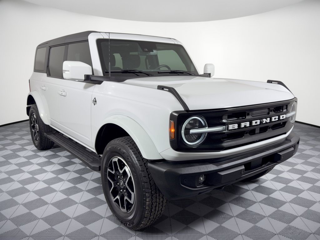Used 2024 Ford Bronco Outer Banks AWD/4WD image 7