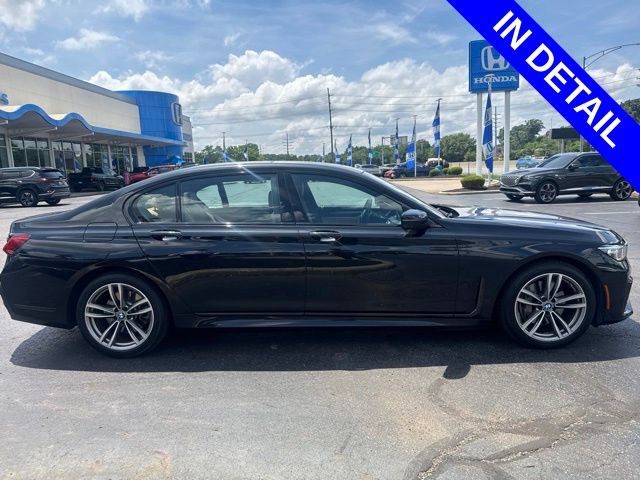 Used 2021 BMW 740i xDrive w/ M Sport Package AWD/4WD image 11