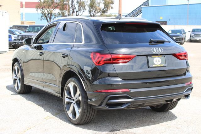 Used 2020 Audi Q3 2.0T Premium Plus image 3
