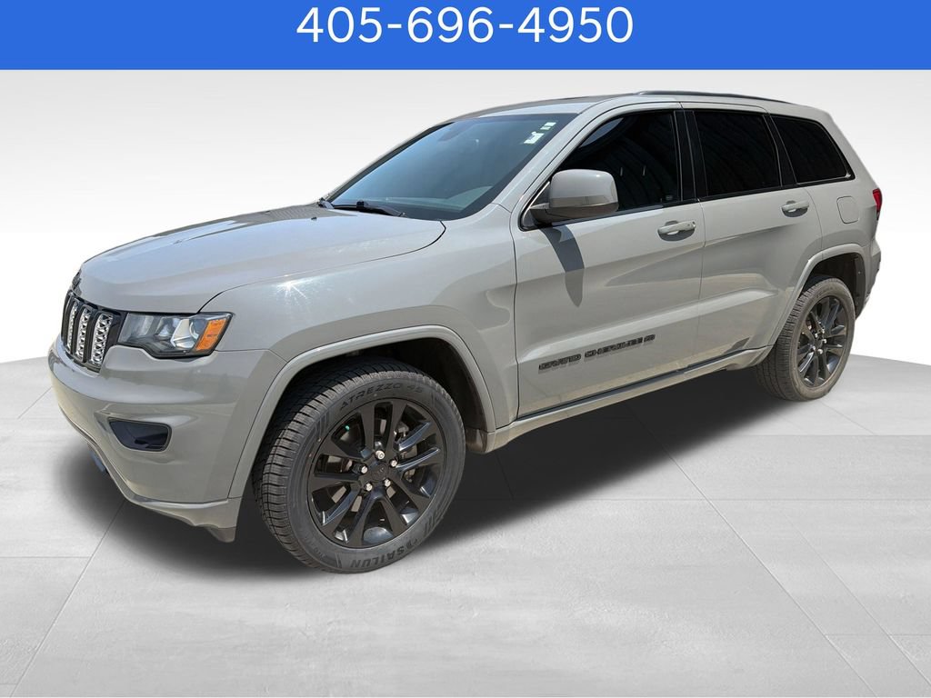 Used 2022 Jeep Grand Cherokee Laredo X AWD/4WD image 1