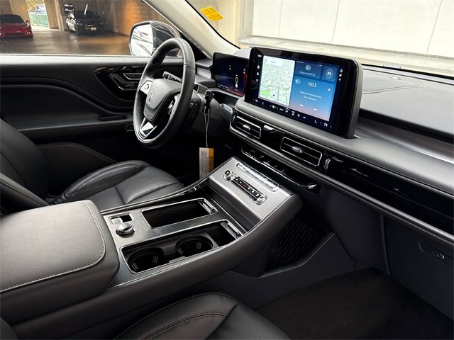 New 2026 Lincoln Aviator AWD image 5