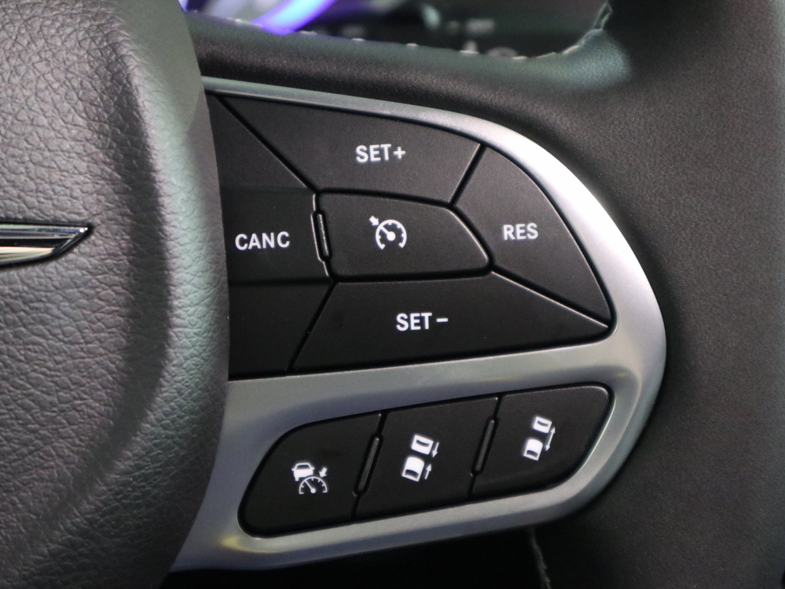 New 2026 Chrysler Voyager LX FWD image 30