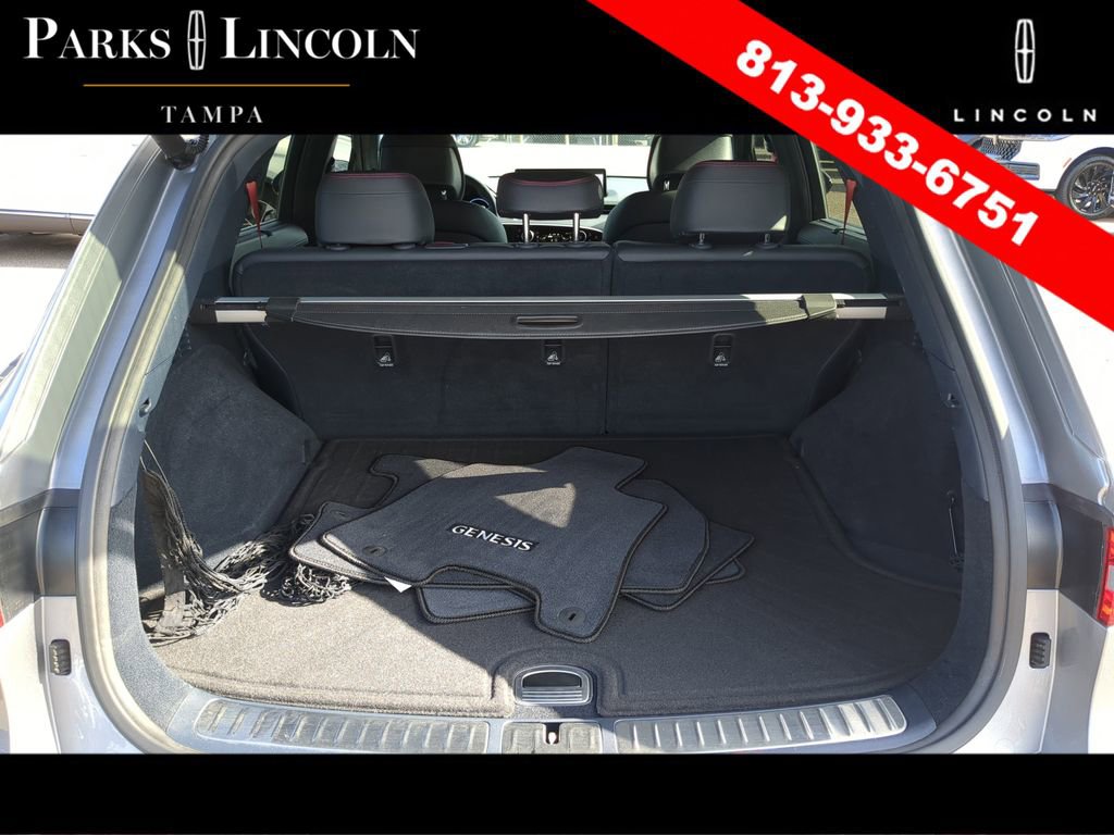 Used 2023 Genesis GV70 2.5T w/ Sport Prestige Package AWD/4WD image 8