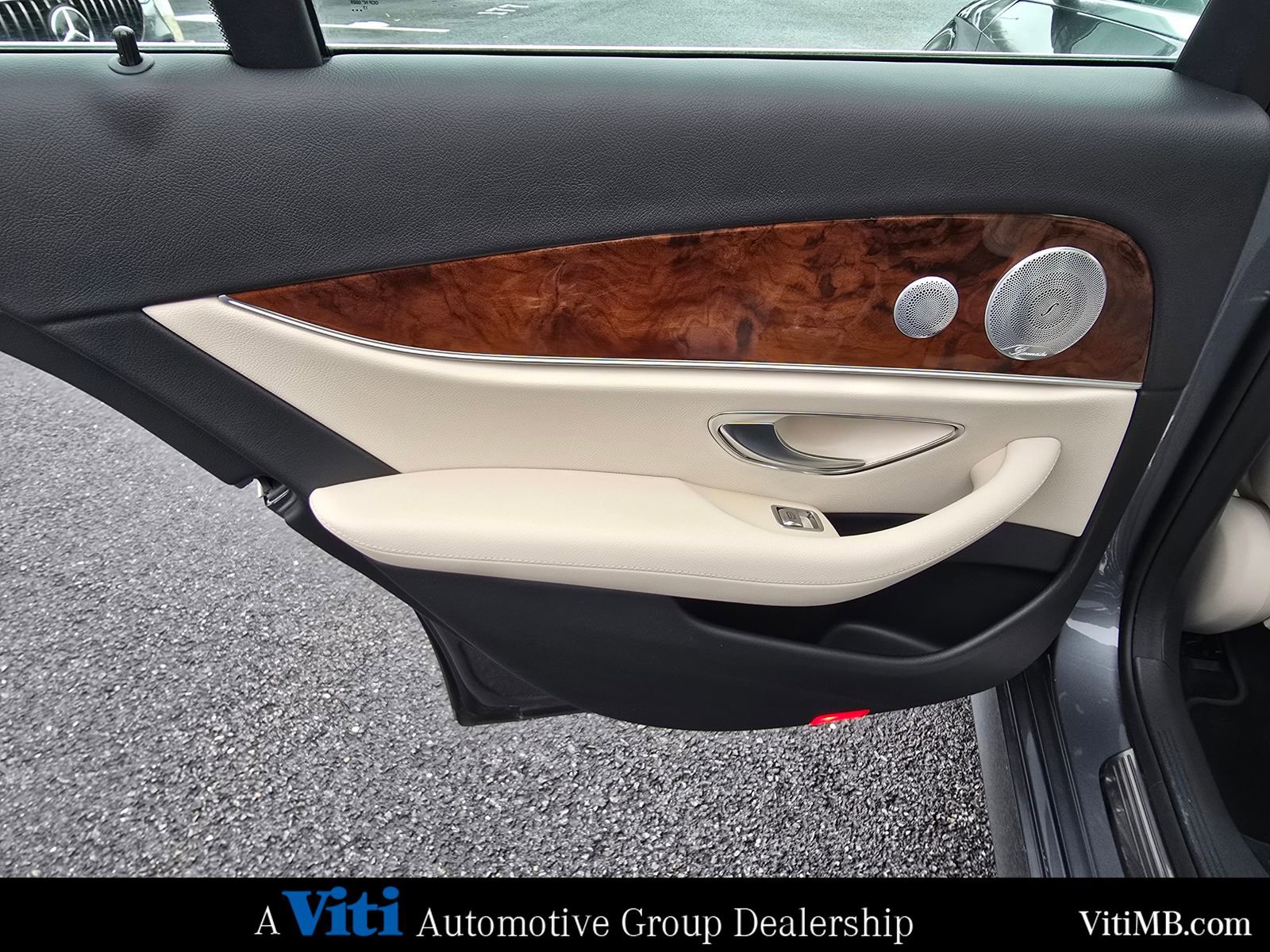 Used 2018 Mercedes-Benz E 300 E 300 image 20