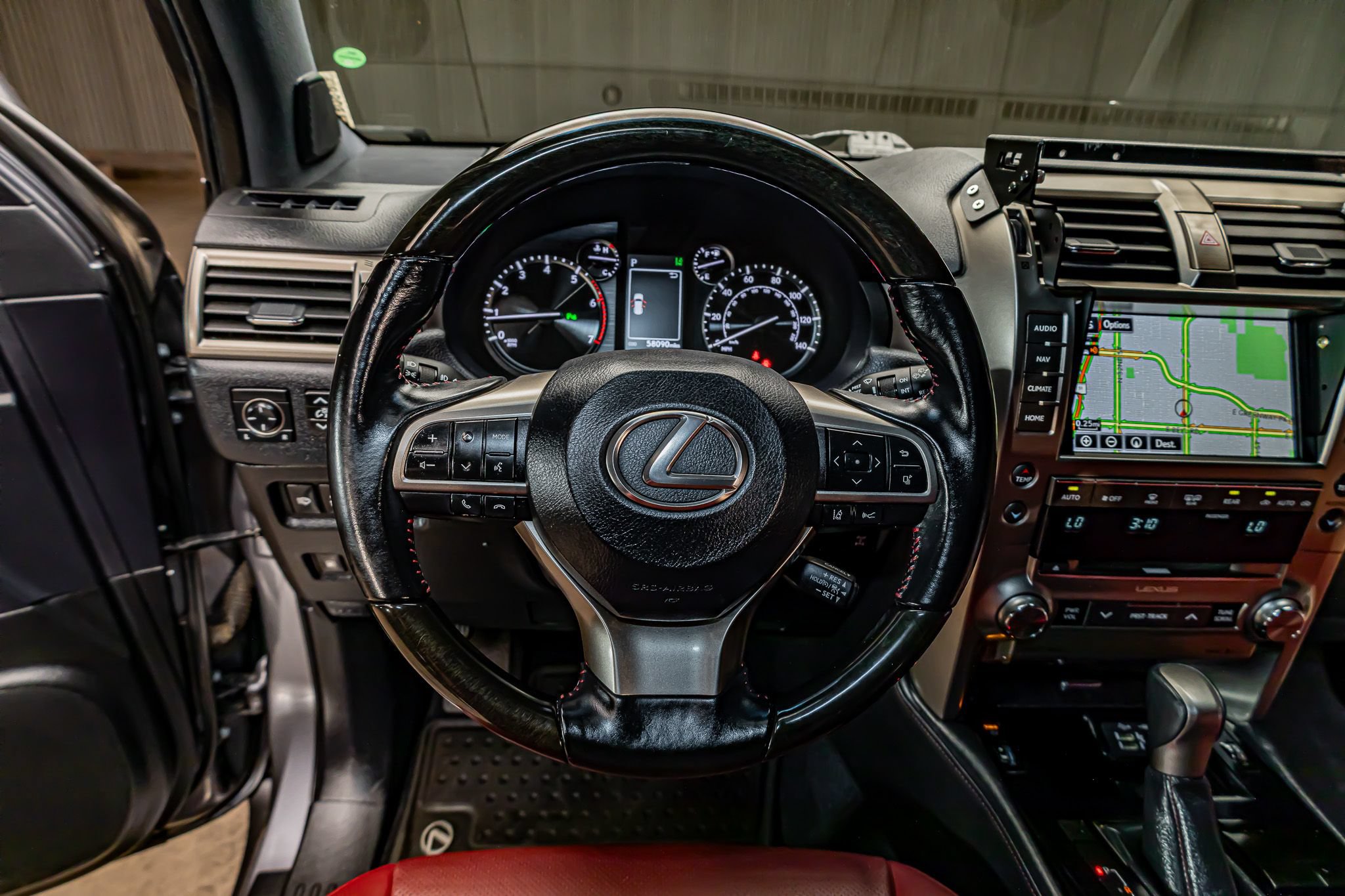 Used 2020 Lexus GX 460 Premium w/ Premium Package AWD/4WD image 15