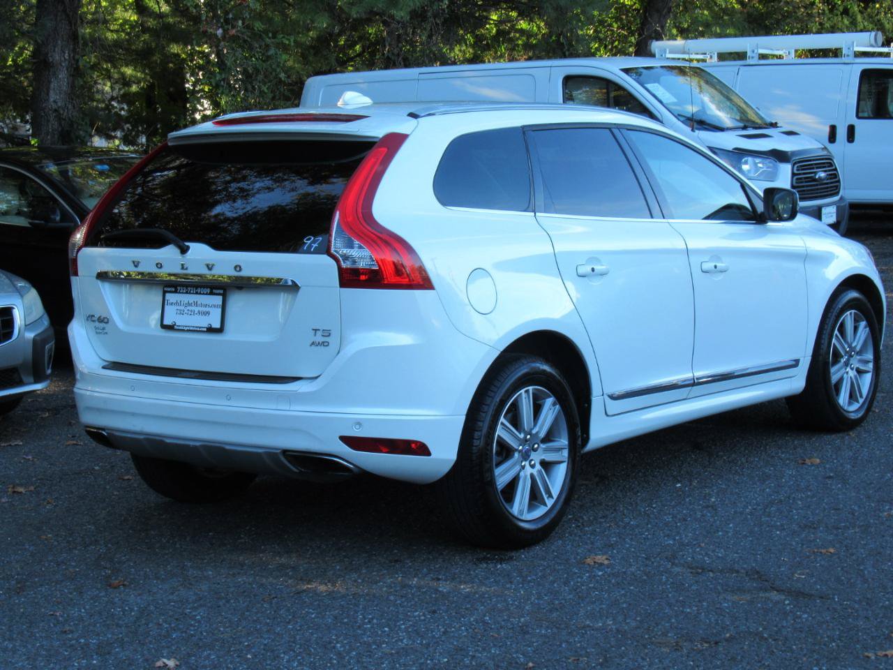 Used 2017 Volvo XC60 T5 Inscription w/ Advanced Package AWD/4WD image 5