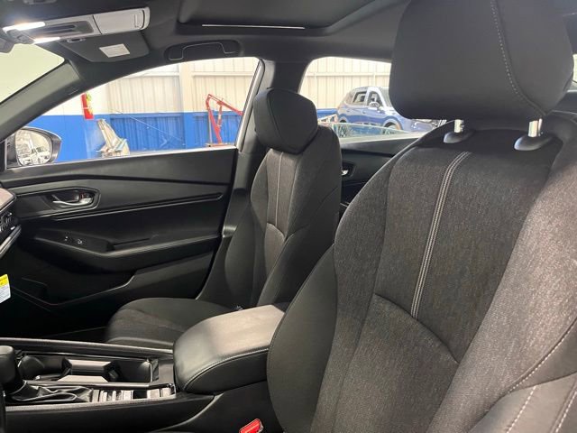 Used 2025 Honda Accord Sport image 23