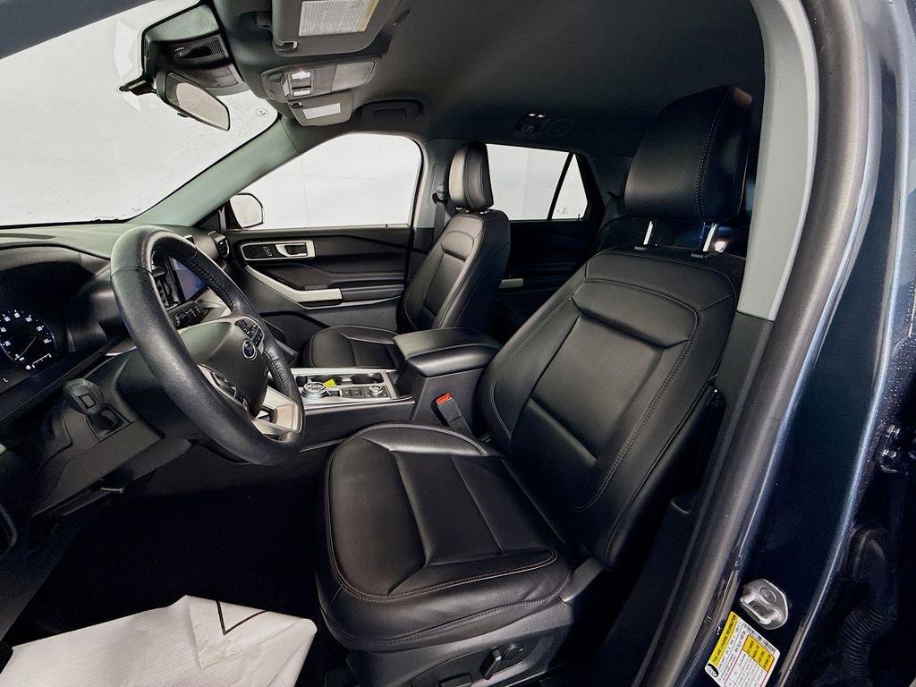 Certified 2023 Ford Explorer XLT w/ Equipment Group 202A image 2