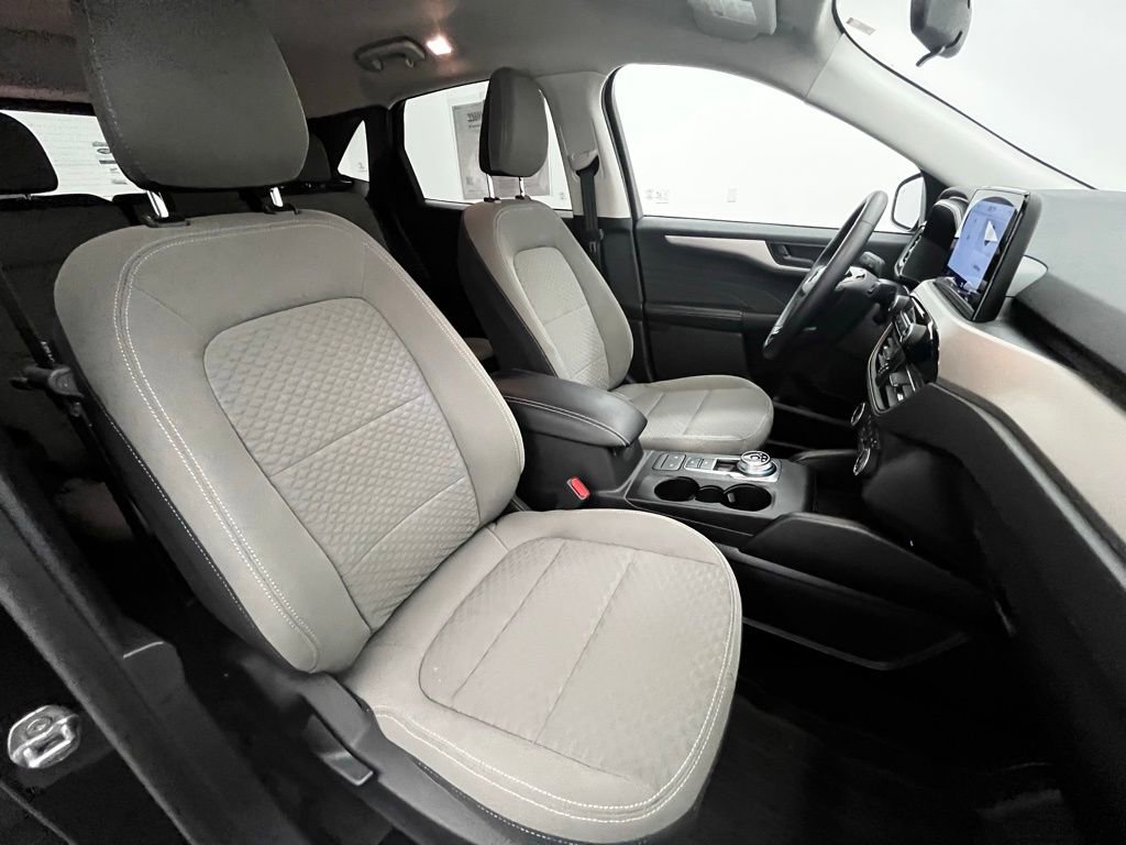 Used 2022 Ford Escape SE w/ Convenience Package AWD/4WD image 32