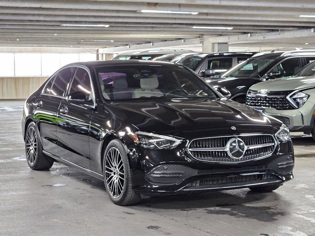 Used 2022 Mercedes-Benz C 300 Sedan image 3
