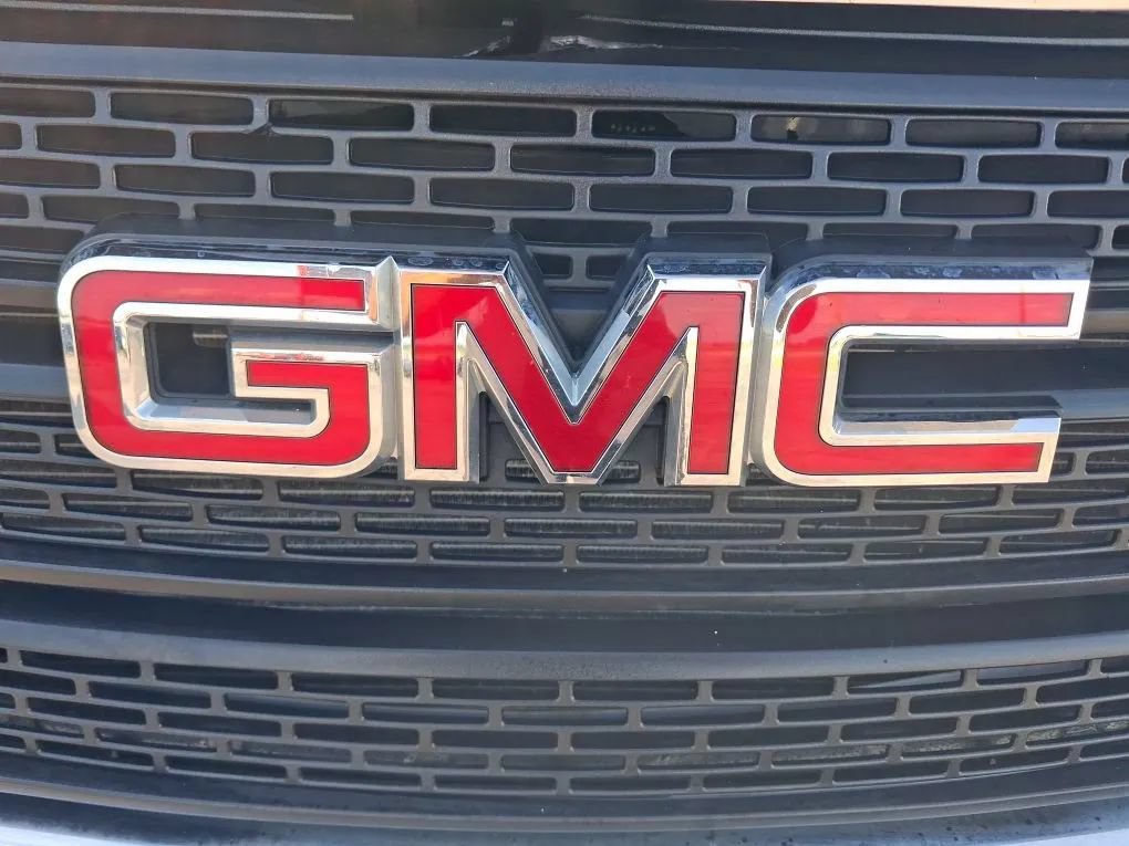 Used 2015 GMC Terrain SLE AWD/4WD image 12
