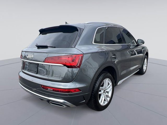 Used 2023 Audi Q5 2.0T Premium w/ Convenience Package AWD/4WD image 9
