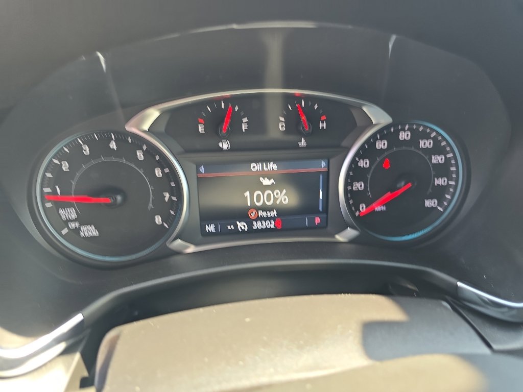 Used 2024 Chevrolet Equinox Premier FWD image 21