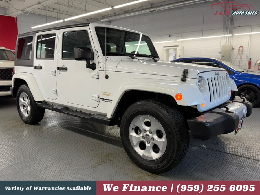 Used 2015 Jeep Wrangler Unlimited Sahara w/ Dual Top Group AWD/4WD image 5