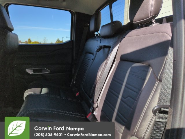 Used 2025 Ford Ranger Lariat w/ FX4 Off-Road Package AWD/4WD image 24